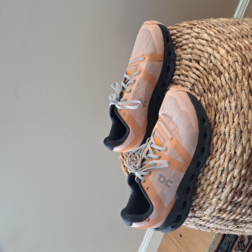 On Running Women's Athletic Shoes in Peach and Black